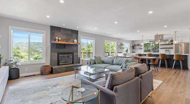 Photo of 19 Hayes St, Novato, CA 94947