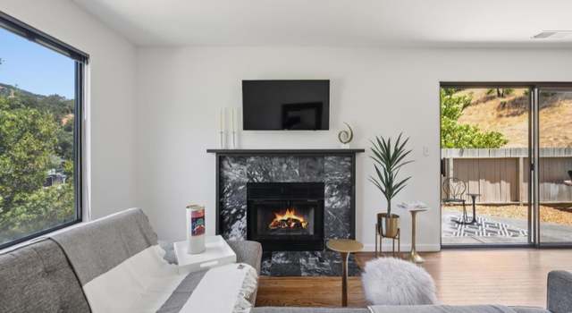 Photo of 1 Somerset Pl, Novato, CA 94945
