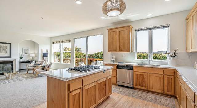 Photo of 184 Baypoint Dr, San Rafael, CA 94901
