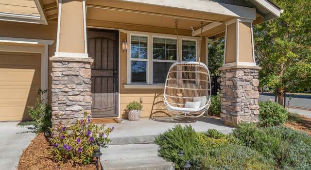Photo of 1755 Chinar Dr, Petaluma, CA 94954