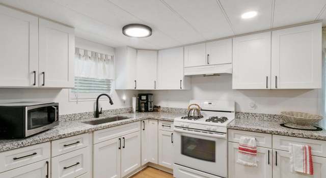 Photo of 155 Lemon Tree Cir, Vacaville, CA 95687