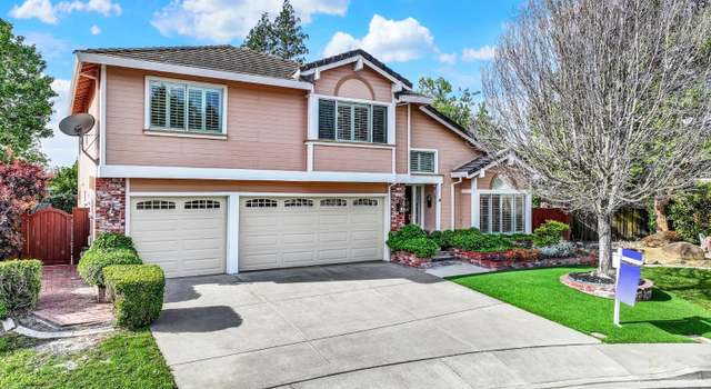 Photo of 124 Notre Dame Ct, Vacaville, CA 95687