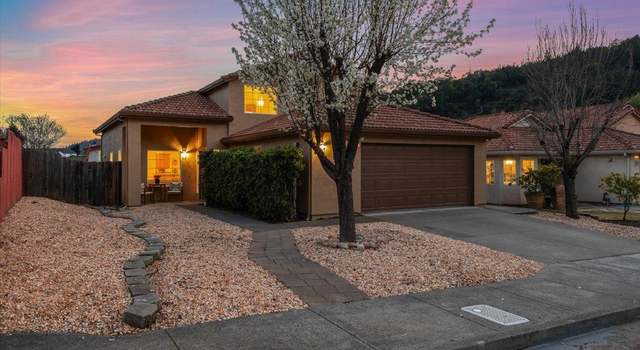 Photo of 315 Toscana Cir, Cloverdale, CA 95425