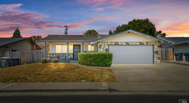 Photo of 1330 Buckingham Dr, Fairfield, CA 94533