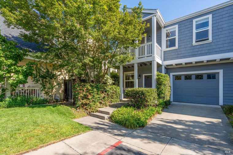 Photo of 154 Piper Ln Sonoma, CA 95476