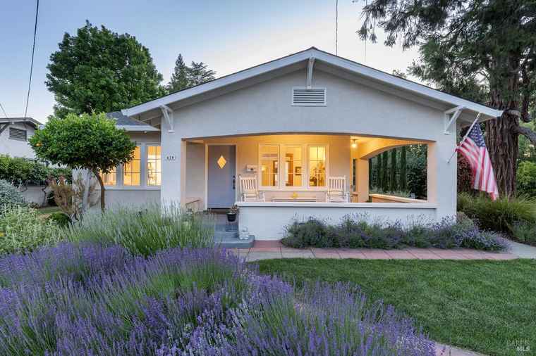 Photo of 439 4th St E Sonoma, CA 95476