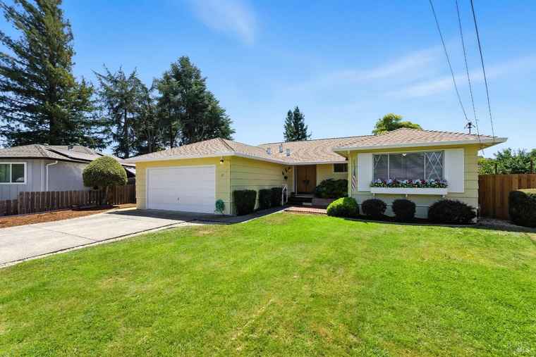 Photo of 17 Kristy Ct Novato, CA 94947