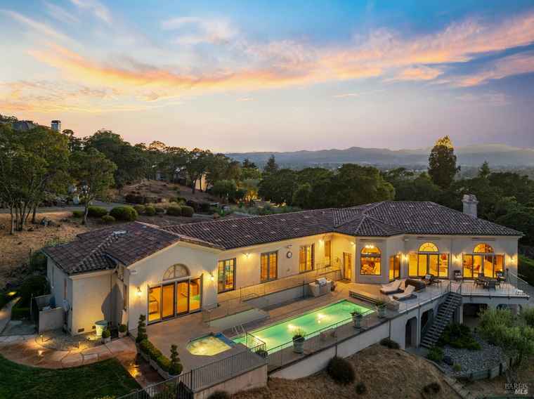 Photo of 30 Old Coach Rd Napa, CA 94558
