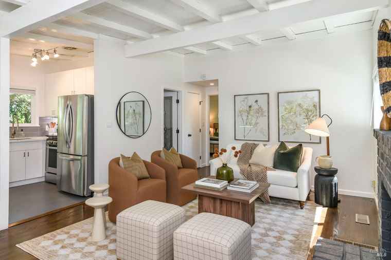 Photo of 31 Glen Ave San Rafael, CA 94901