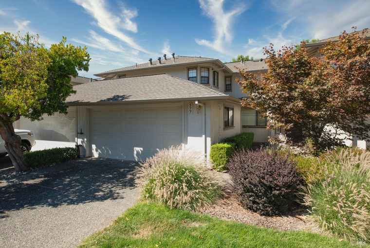 Photo of 577 6th St W Sonoma, CA 95476
