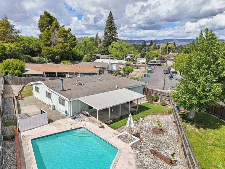 Photo of 2889 Keller Ct Napa, CA 94558