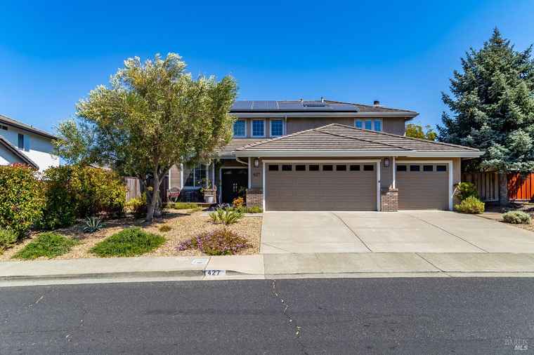 Photo of 427 Panorama Dr Benicia, CA 94510