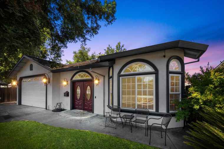Photo of 1108 Gum Ave Woodland, CA 95695