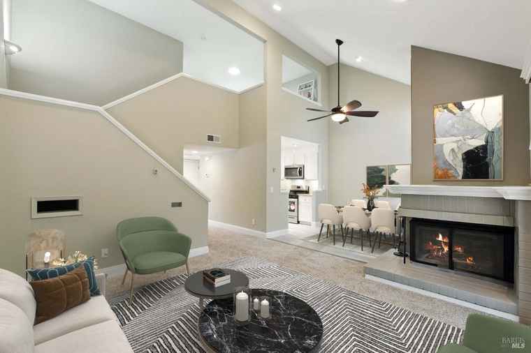 Photo of 4 Cielo Ln Unit 3E Novato, CA 94949