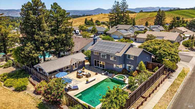 Photo of 3412 Royal Ct Napa, CA 94558