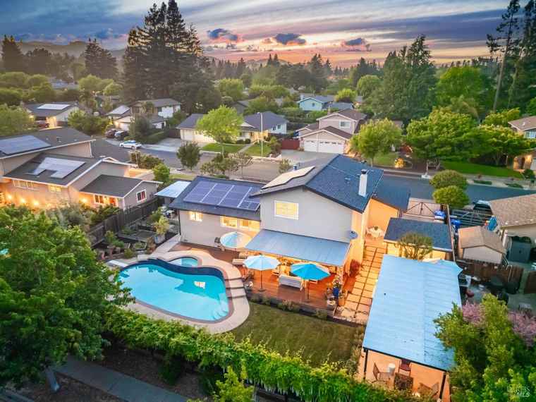 Photo of 3355 Covey Ct Napa, CA 94558