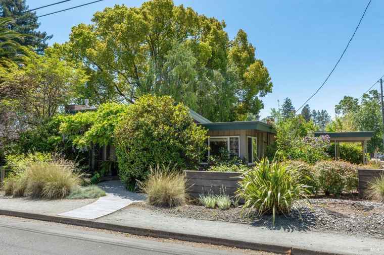 Photo of 157 Patten St Sonoma, CA 95476