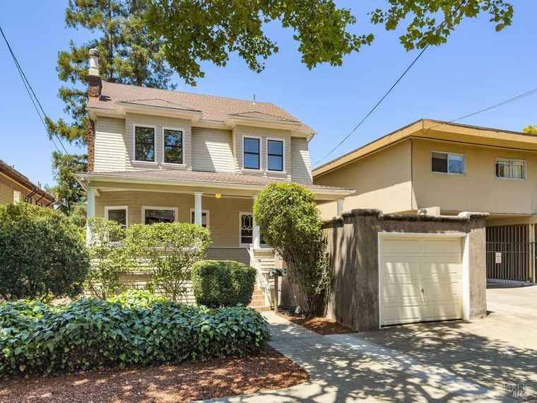 Photo of 1109 Grand Ave San Rafael, CA 94901
