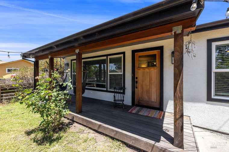 Photo of 2770 Victoria Dr Santa Rosa, CA 95407