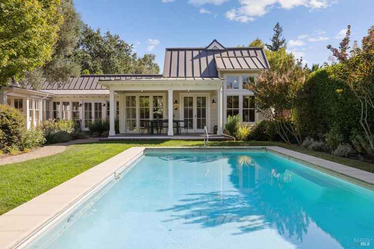 Photo of 248 France St Sonoma, CA 95476