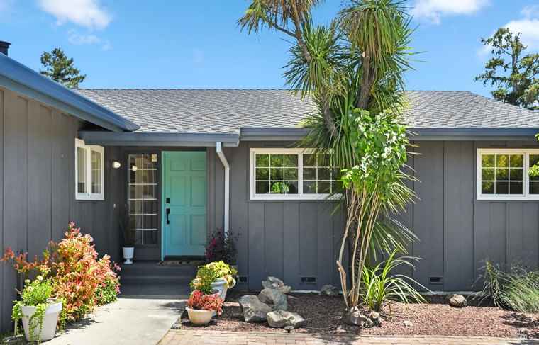 Photo of 64 Laurie Dr Novato, CA 94947