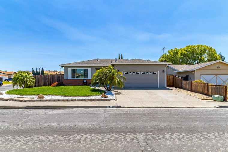Photo of 1125 Mission Dr Antioch, CA 94509