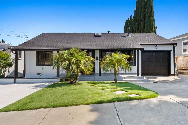 Photo of 43 Linda Vista St Benicia, CA 94510
