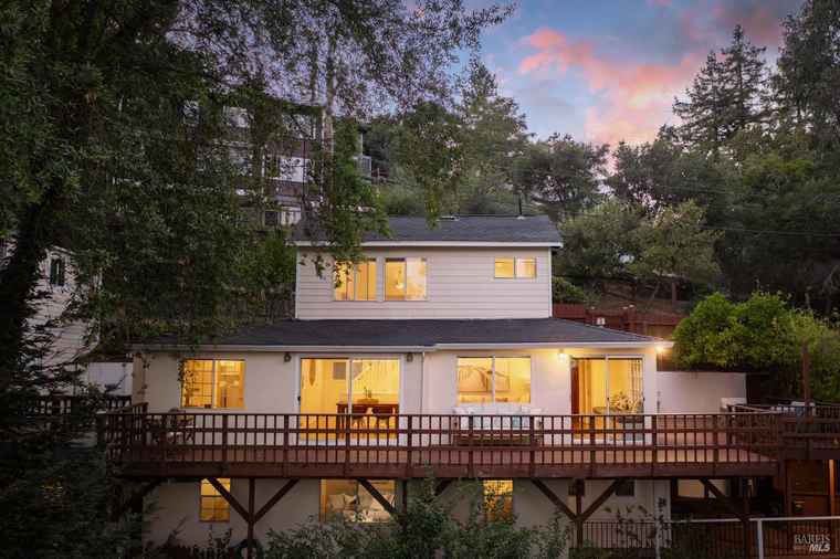 Photo of 138 Miramar Ave San Rafael, CA 94901