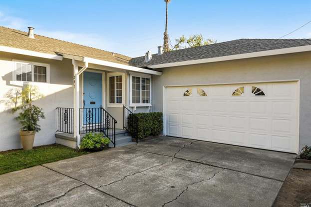 Vallejo Vacation Rental Vrbo 117595 3 Br San Francisco Bay Area House In Ca Historic Victorian Gateway To House Paint Exterior House Rental Stucco Homes
