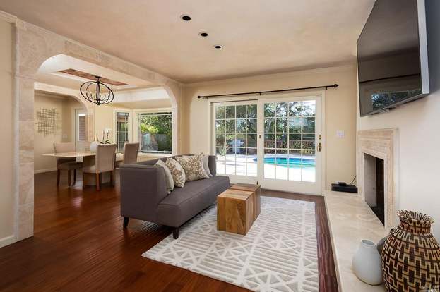 140 Dominican Dr San Rafael Ca 94901 Mls 21826396 Redfin 140 Dominican Dr San Rafael Ca 94901