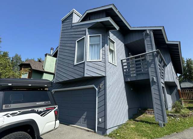 Property at 7511 Solarset Cir, Anchorage, AK 99507, 3 beds, 2 baths