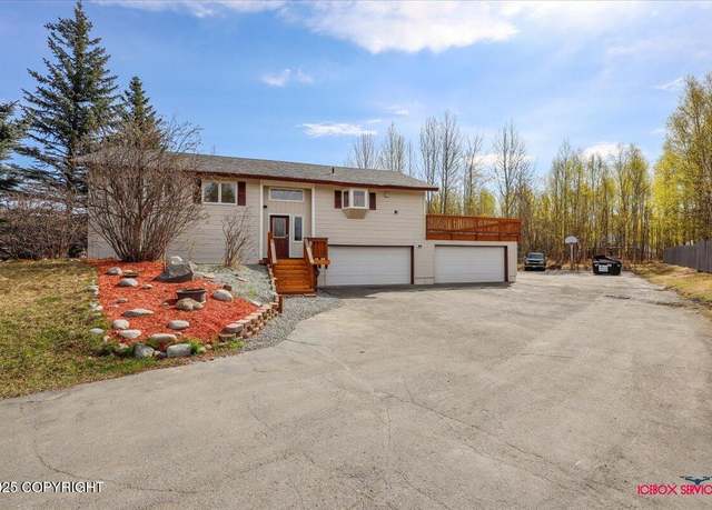 Property at 425 S Jerome Dr, Wasilla, AK 99654, 4 beds, 3 baths