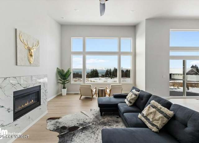 Property at 1029 Shelley Ave, Homer, AK 99603, 3 beds, 2 baths