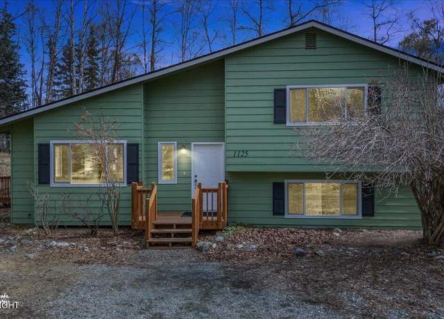 Property at 1125 N Arnold Palmers St, Wasilla, AK 99623, 4 beds, 2 baths