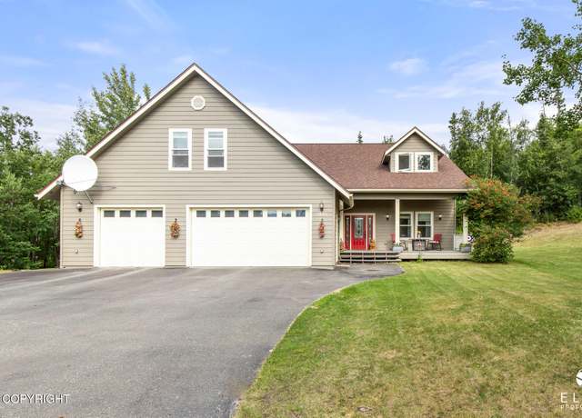 Property at 3945 E Country Field Cir, Wasilla, AK 99654, 4 beds, 4 baths