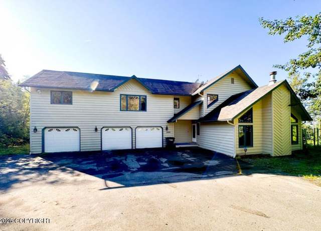 Property at 19440 Timberline Dr, Eagle River, AK 99577, 4 beds, 3.5 baths