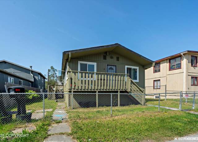 Property at 138 N Klevin St, Anchorage, AK 99508, 5 beds, 4 baths