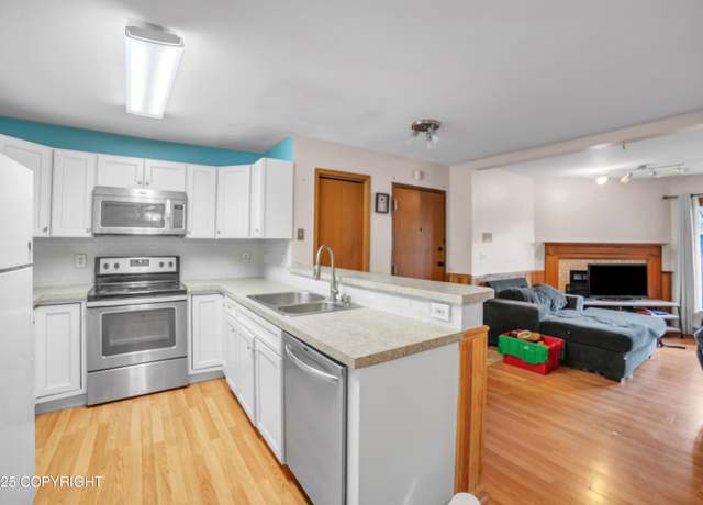 Property at 8515 Jewel Lake Rd #25, Anchorage, AK 99502, 3 beds, 2 baths