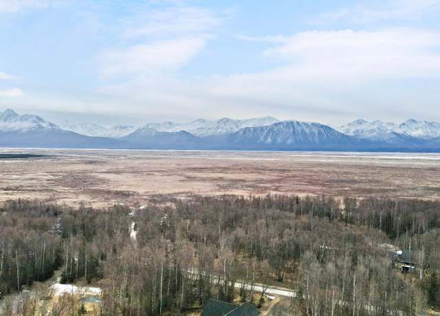 Property at 2075 W Jaime Marie Cir, Wasilla, AK 99654, 4 beds, 3.5 baths