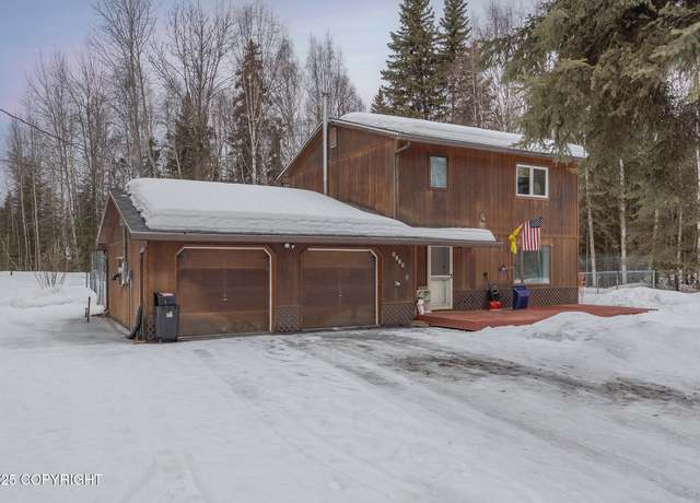 Property at 3155 Carl St, North Pole, AK 99705, 3 beds, 1.5 baths