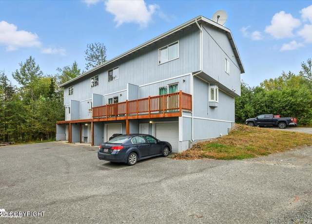 Property at 480 E Agate Ln, Wasilla, AK 99654, 11 beds, 6 baths