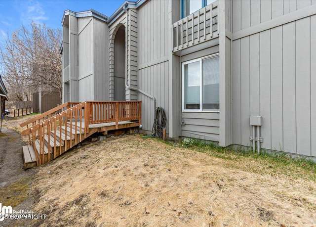 Property at 7410 Bearfoot Cir, Anchorage, AK 99502, 8 beds, 4 baths