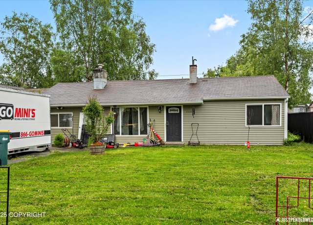 Property at 1510 E 40th Ct, Anchorage, AK 99508, 3 beds, 1 bath