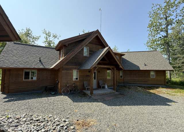 Property at 33405 Keystone Dr, Soldotna, AK 99669, 4 beds, 4 baths