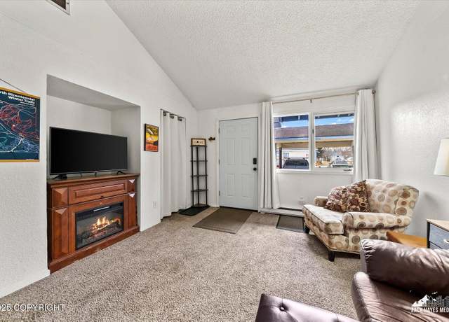 Property at 4424 Reka Dr, Anchorage, AK 99508, 1 bed, 1 bath