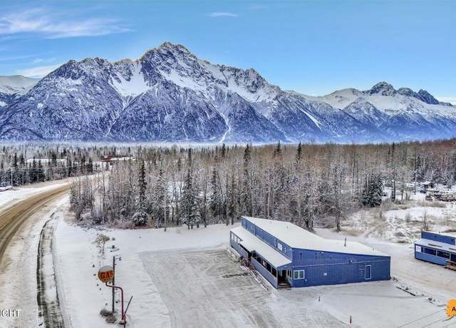 Property at 16500 E Marilyn Dr, Palmer, AK 99645, 1 bed, 1.5 baths