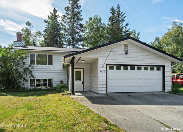 Property at 3026 Kerry Cir, Anchorage, AK 99504, 4 beds, 2 baths