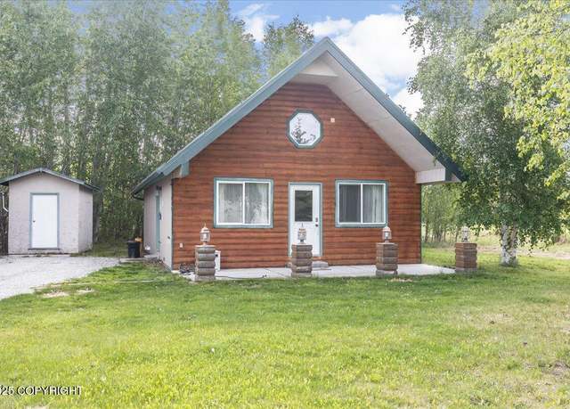 Property at 910 Refinery Loop, North Pole, AK 99705, 3 beds, 2 baths