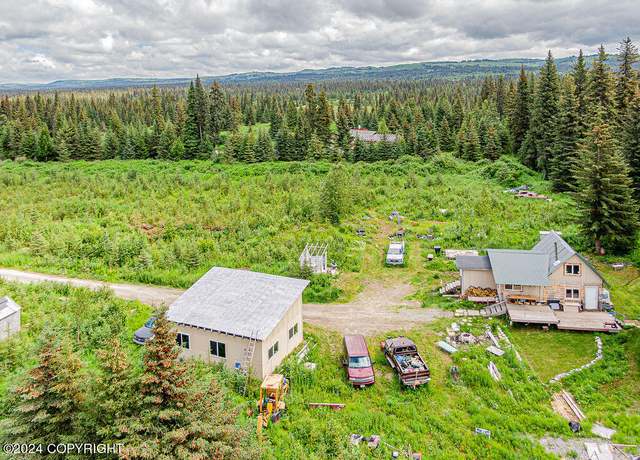 Property at 69339 Alut Ave, Anchor Point, AK 99556, 1 bed, 1 bath