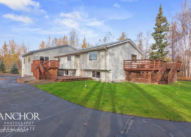 Property at 1525 N Ranch Rd, Palmer, AK 99645, 4 beds, 3.5 baths